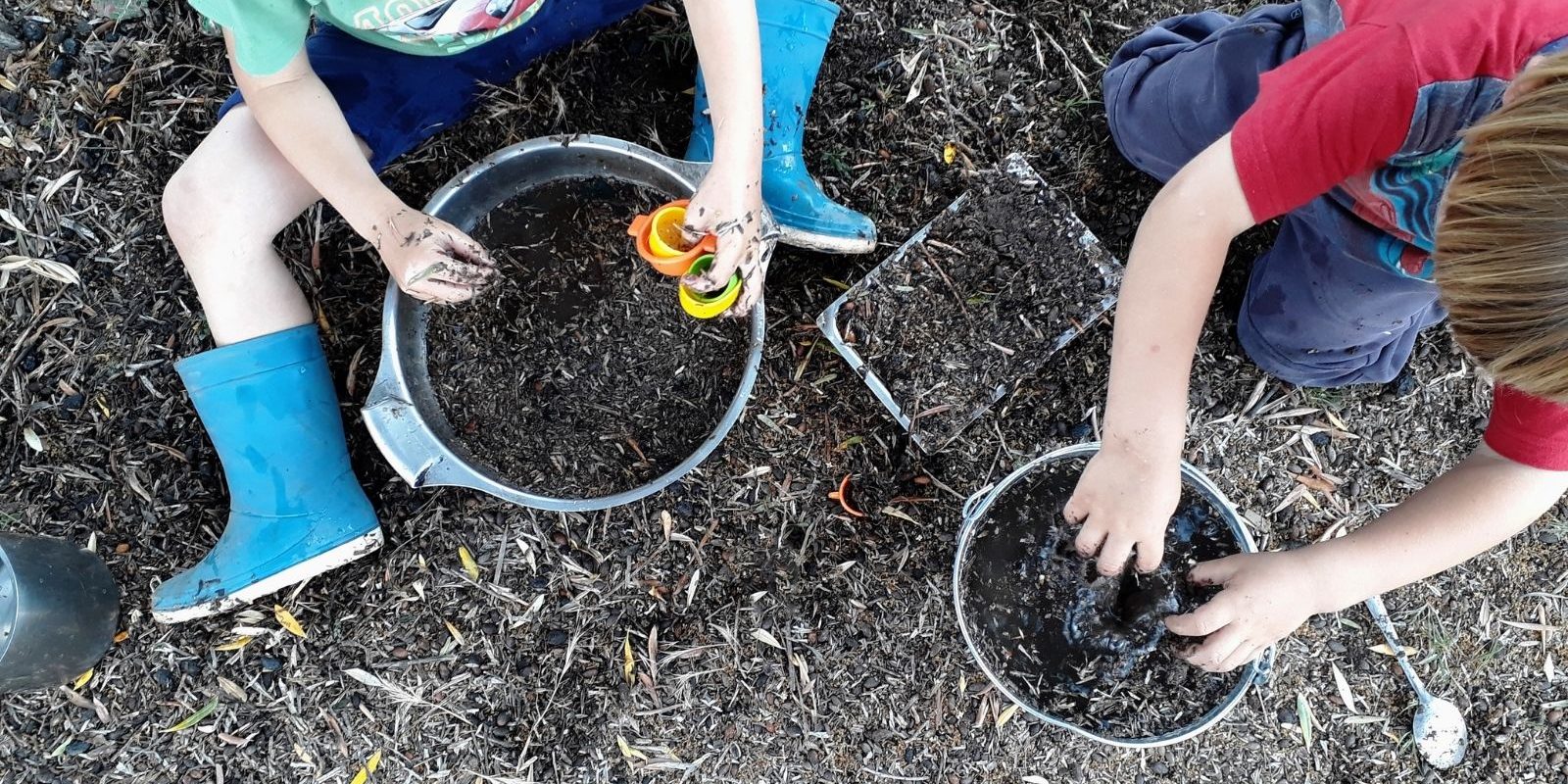 Outdoor Play for Your Child Children Playing Outdoors - Daisy Hill Early Learning Centre