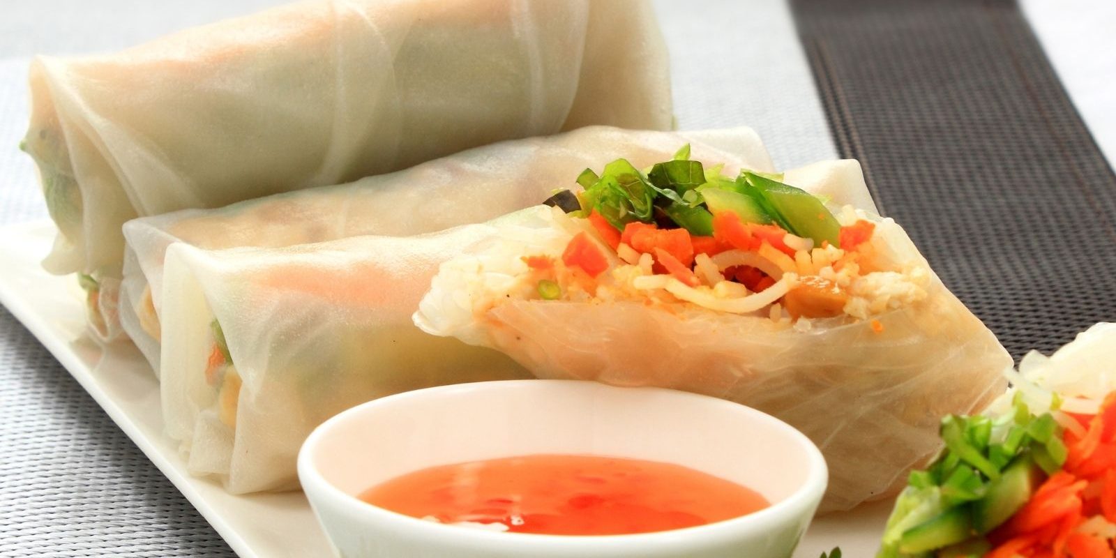Chicken Rice Paper Rolls Chicken Rice Paper Rolls - Kid Friendly Recipe