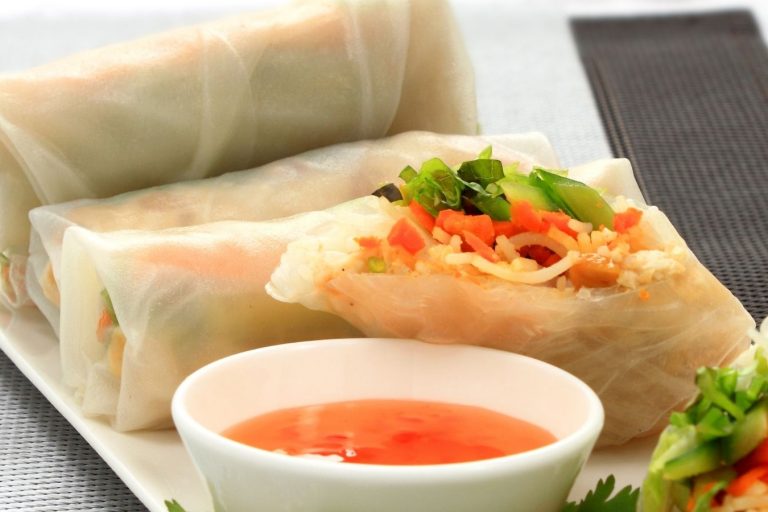 Chicken Rice Paper Rolls Chicken Rice Paper Rolls - Kid Friendly Recipe