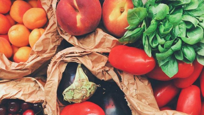 Diet-blog-1024×576 Fruits and Vegetables - What Should Your Child Eat at Their Age - Your ELC