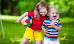 Kids playing ball outdoor - Your ELC image