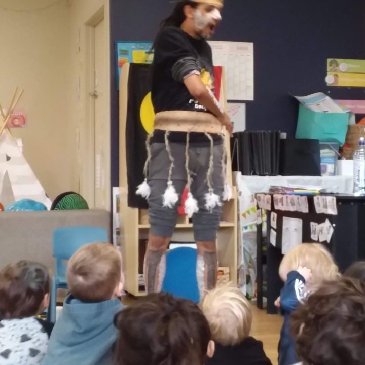 A magician performing in front of the children - Your ELC