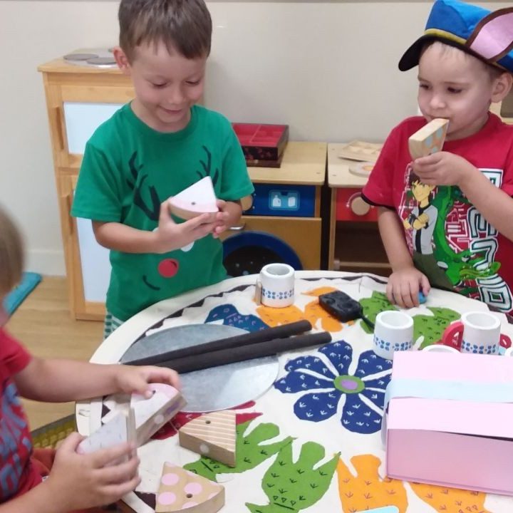 Children playing wooden blocks | Your ELC blog image