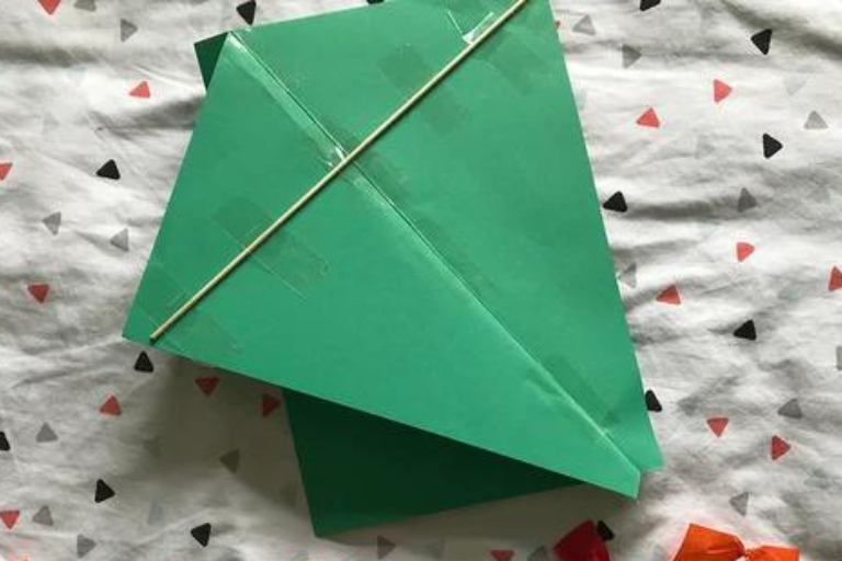Paper Kites green paper kite | Your ELC blog image